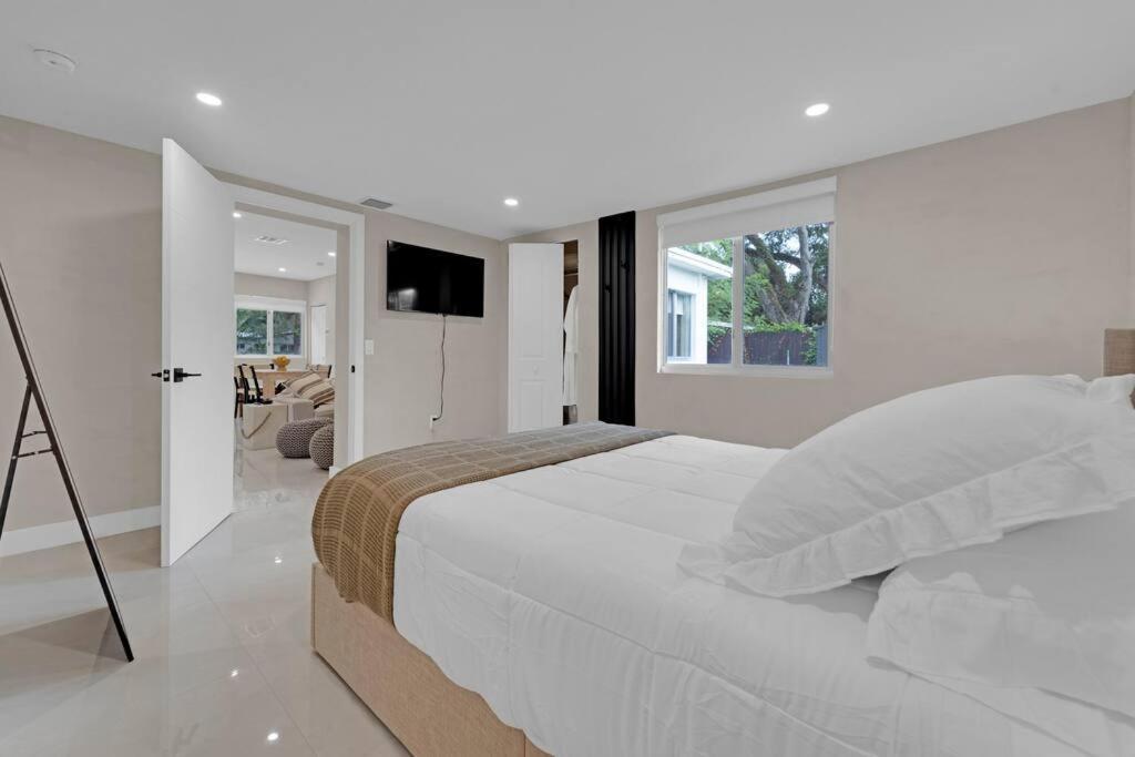Casa Copal: Relaxing Beach House Hollywood Exterior photo